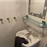 & Gaststaette Bauernstube Гостевой дом