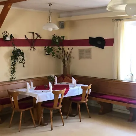 Maison d'hôtes & Gaststaette Bauernstube Heinsdorfergrund