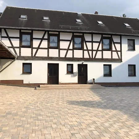 & Gaststaette Bauernstube 3*